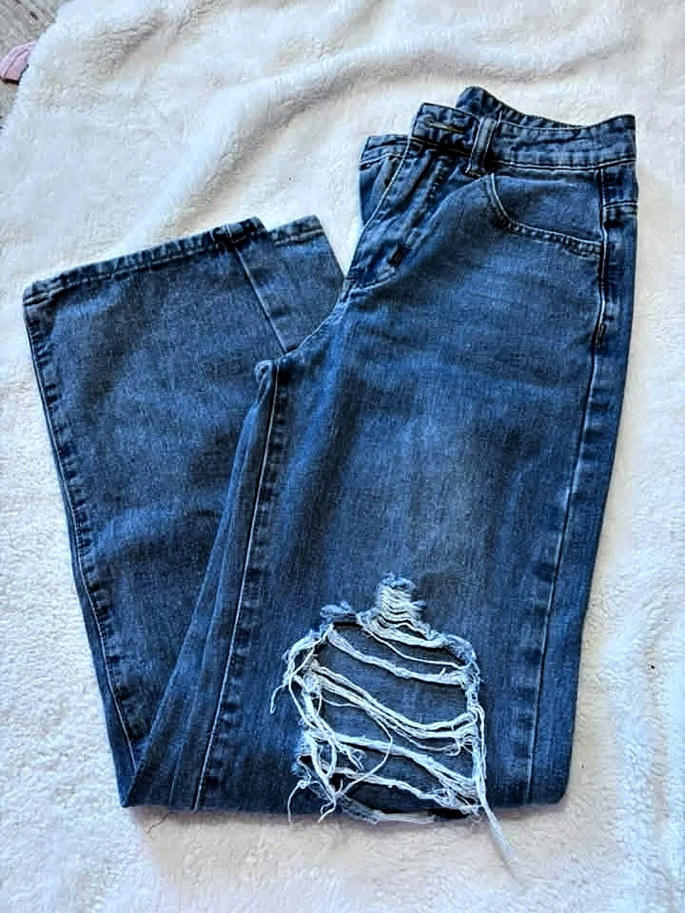 SHEIN Distressed Blue Jeans